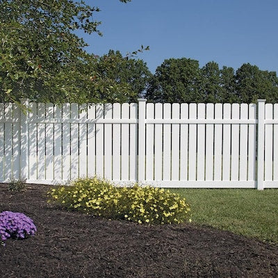 Freedom Ready-to-Assemble Lennox scallop 4-ft H x 8-ft W White Vinyl Scallop Vinyl Fence Panel